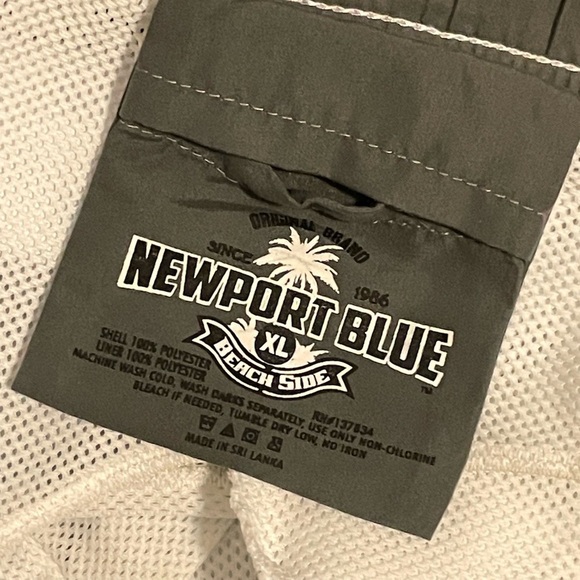 Newport Blue Men’s Swimming Trunks Surfs Up Wave Size XL - Picture 5 of 5